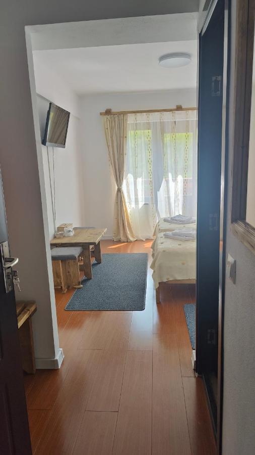 Pensiunea Trei Brazi Arieseni Exterior photo